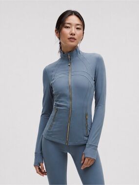 Lululemon Define Jacket Nulu NWT Size 6 Steel Blue/Gold